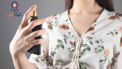 عطر زدن به این ۵ نقطه‌ی کلیدی بدن باعث ماندگاری بیشتر عطر می‌شود