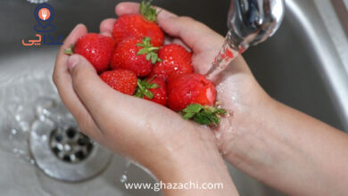 روش صحیح شستن انواع توت خشک و تازه