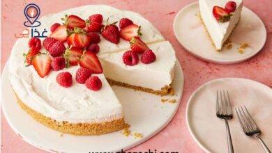 طرز تهیه چیز کیک یخچالی؛ خوشمزه و رژیمی!